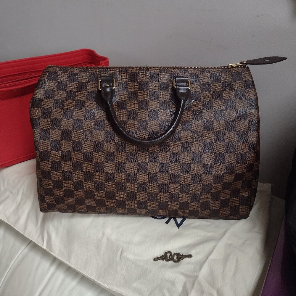 💯% Authentic Pristine Louis Vuitton Damier Ebene Speedy 35❤️‍🩹